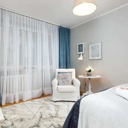 Apartmán Kredytowa By Renters