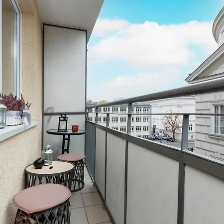 Kredytowa By Renters *